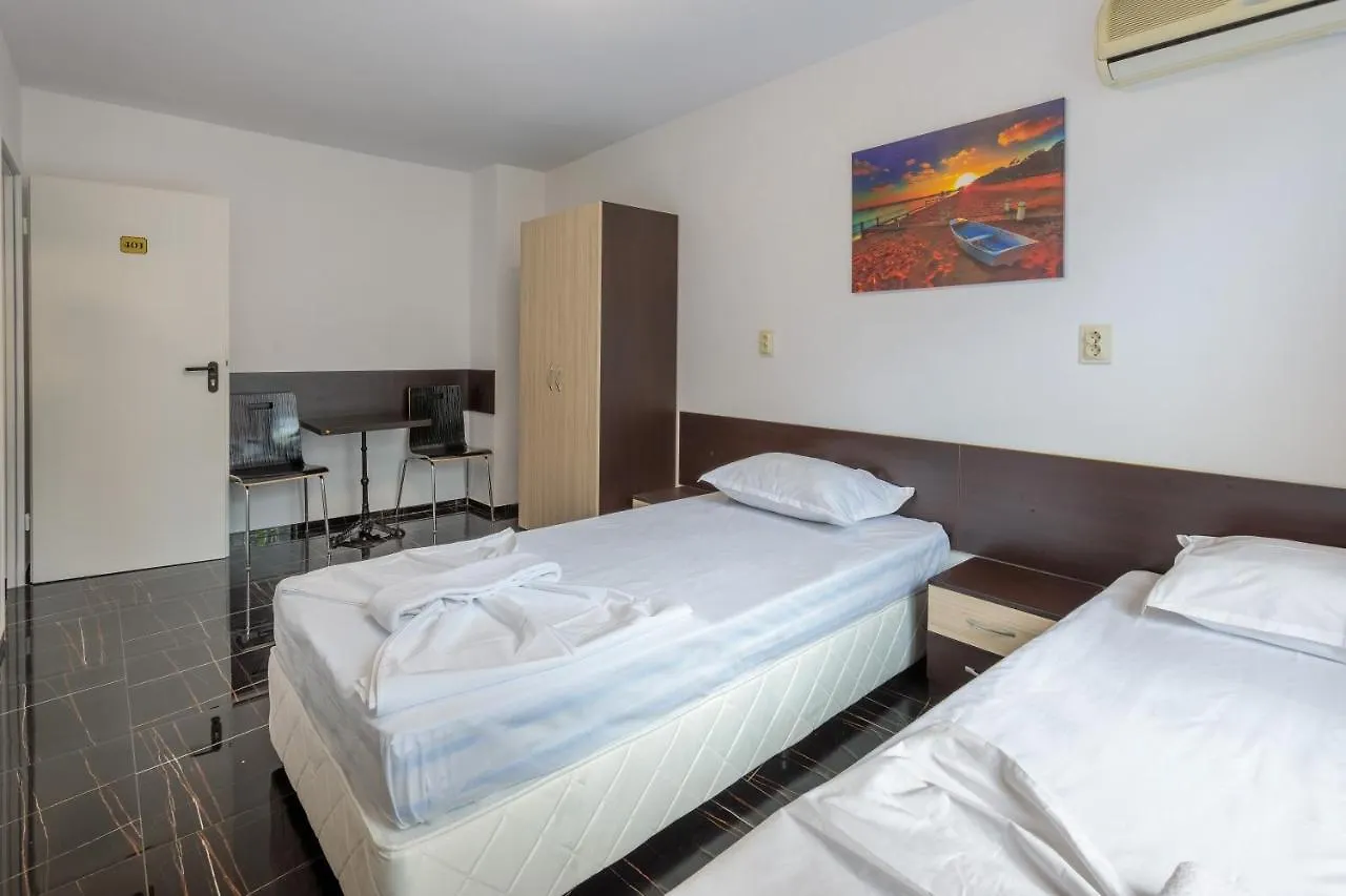 Homestay Стаи За Гости Пиротска 39 Burgas Bulgaria